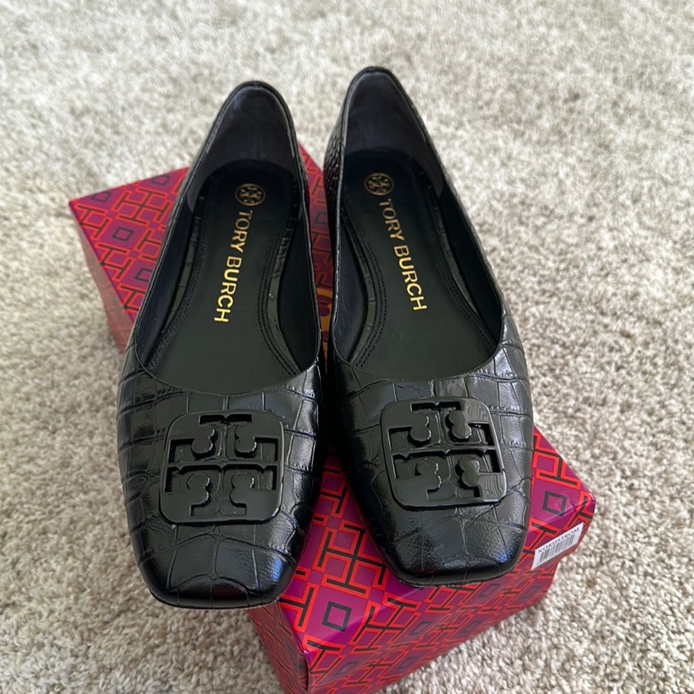 Tory Burch flats